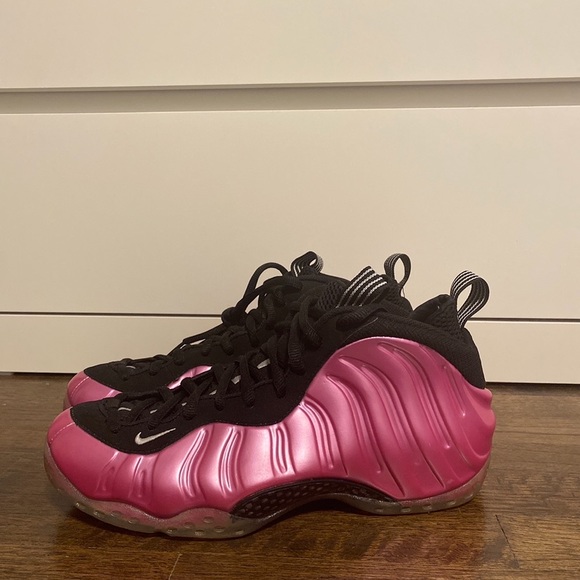 Nike Air Foamposite One Pearlized Pink - Picture 1 of 5
